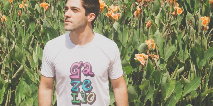 Mit dem selbsterstellten T-Shirt in den Urlaub