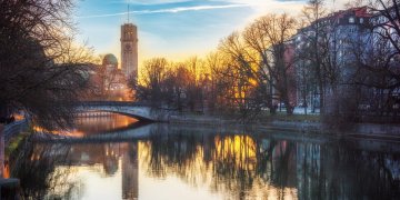 Bei Expedia gibt es kuschelige Städtereisen im Herbst