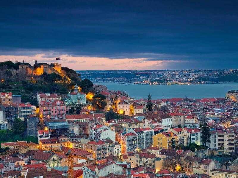 Stadt der sieben Hügel: Lissabons malerische Panoramen